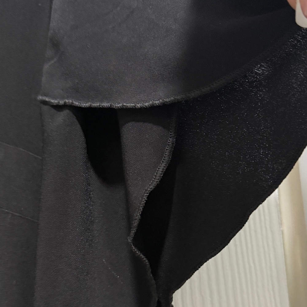 Elegant Black Blouse with Beaded Detail and tulip sleeves - Picture 4 of 5